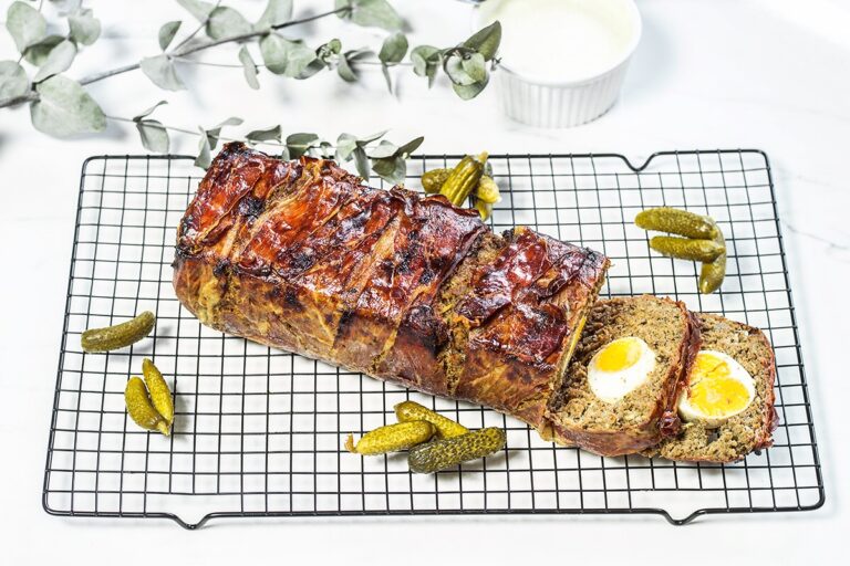 Pieczeń Rzymska z Parmezanem i Prosciutto