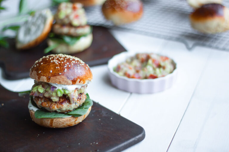 Meksykańskie Fit Burgery z Indykiem i Guacamole