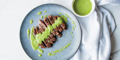 Steak z Antrykotu z Pesto Pietruszkowym