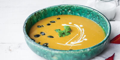 kremowa zupa z dyni z mlekiem kokosowym i imbirem