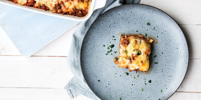 Bezglutenowa Lasagne z Bakłażanem, Cukinią i Pomidorami