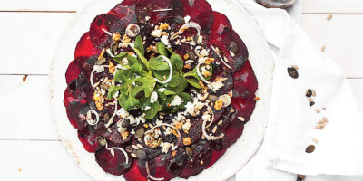 carpaccio-z-buraka-z-serem-feta-i-musztardowym-balsamico