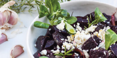 sałątka-z-pieczonym-burakiem-i-serem-feta-1-