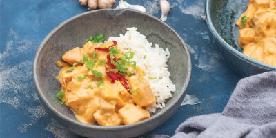 weganskie czerwone curry z dynia i tofu