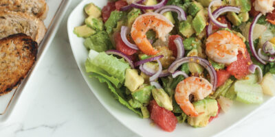 sałatka cytrusowa z krewetkami i awokado