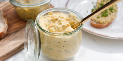 pasta bezjajeczna z majonezem i szczypiorkiem