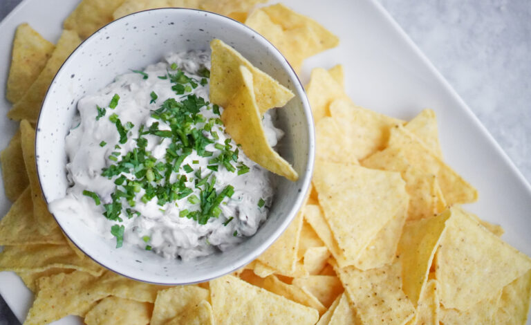 dip cebulowy idealny dodatek do naciosów