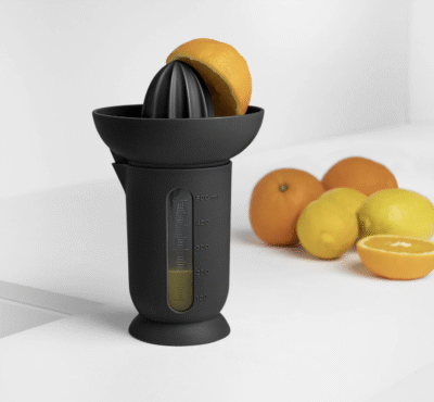 wyciskarka z dzbankiem blim ufo czarna