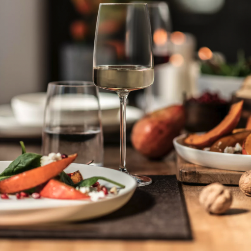 ponadczasowe duże minimalistyczne szklanki kryształowe zwiesel glass