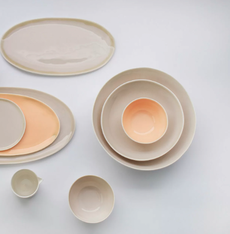 MINIMALISTYCZNA KOLEKCJA PORCELANOWO BIAŁO BEŻOWA